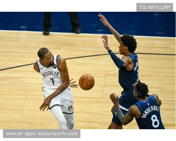 篮网防守回暖，西蒙斯全面发挥引关注，篮网 西蒙斯